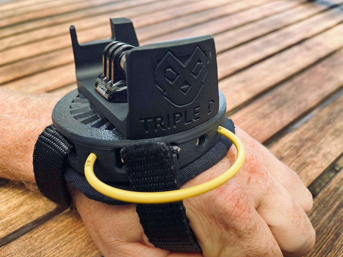 Handycam glove